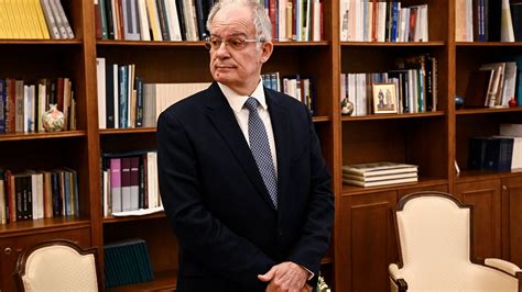 El Presidente .